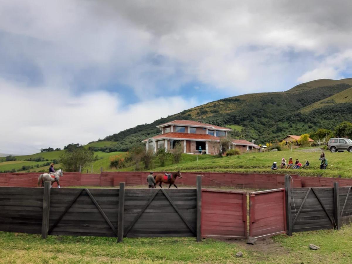 Balcon Al Cotopaxi Hosteria Sangolquí Exterior photo