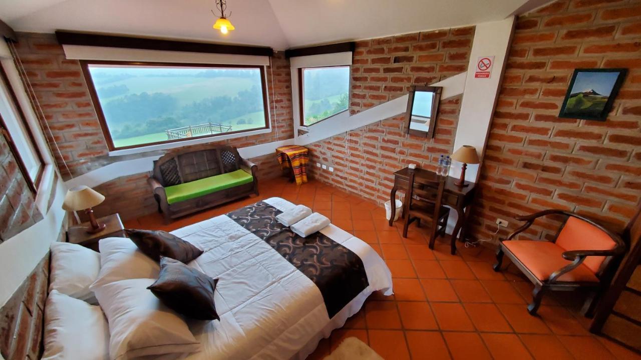 Balcon Al Cotopaxi Hosteria Sangolquí Exterior photo