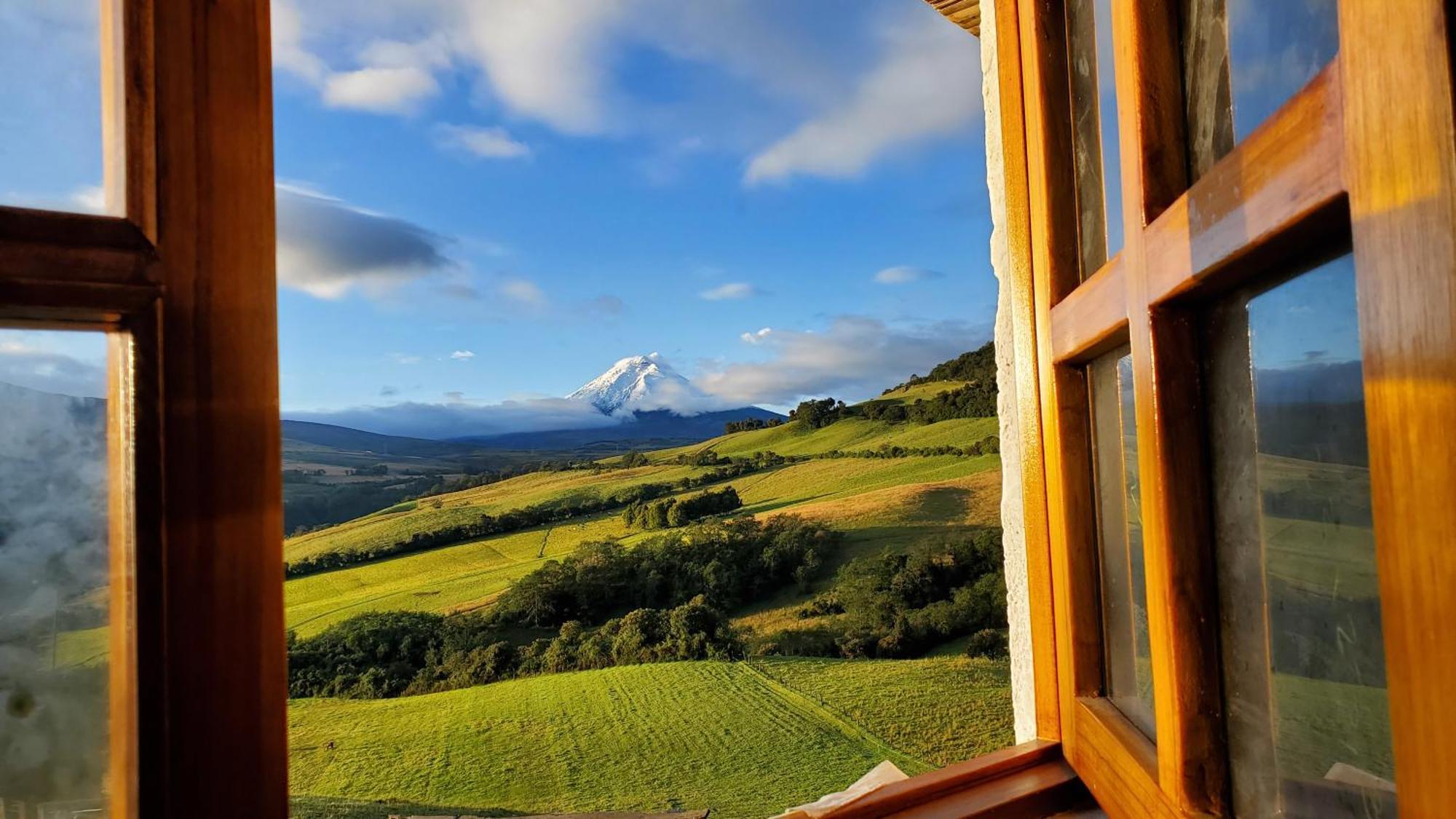 Balcon Al Cotopaxi Hosteria Sangolquí Exterior photo